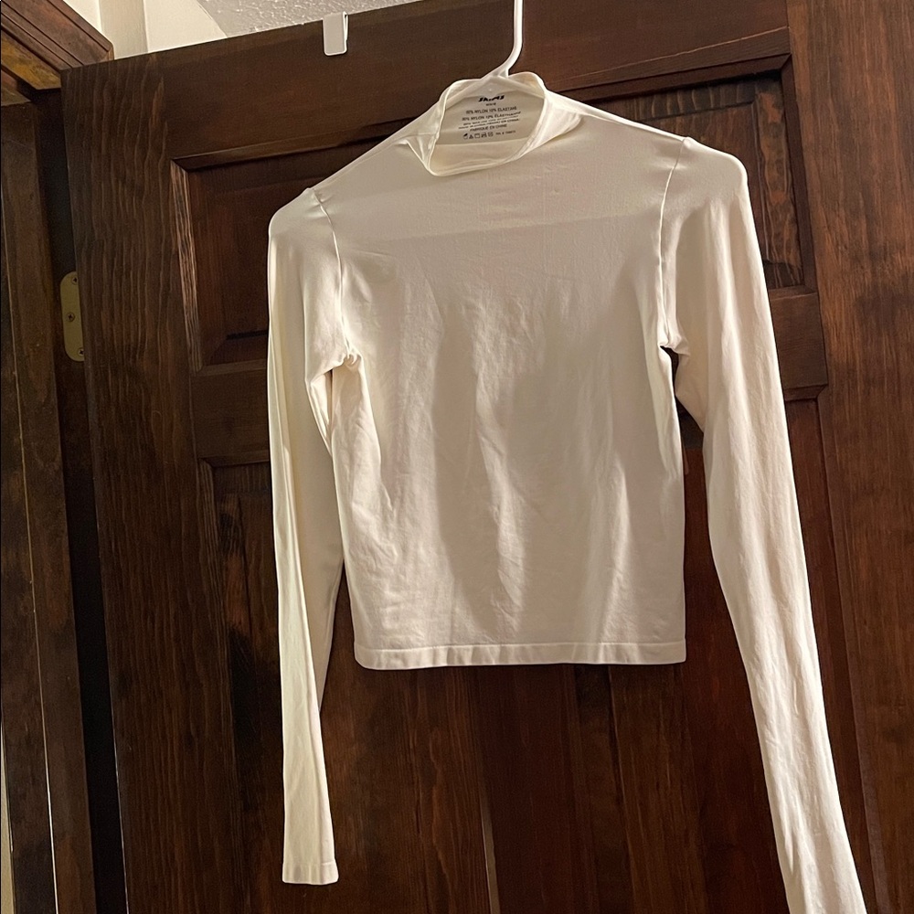 SKIMS Cream Long Sleeve Top NWT